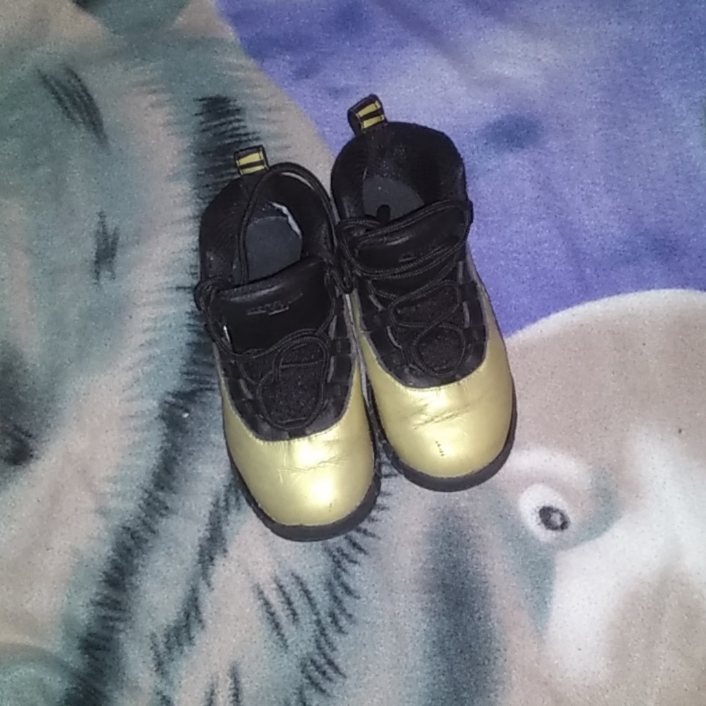 Jordans Kids Sneakers